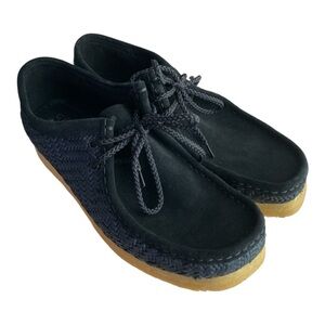 Clarks Wallabee Lace Shoes, Black, Size 9